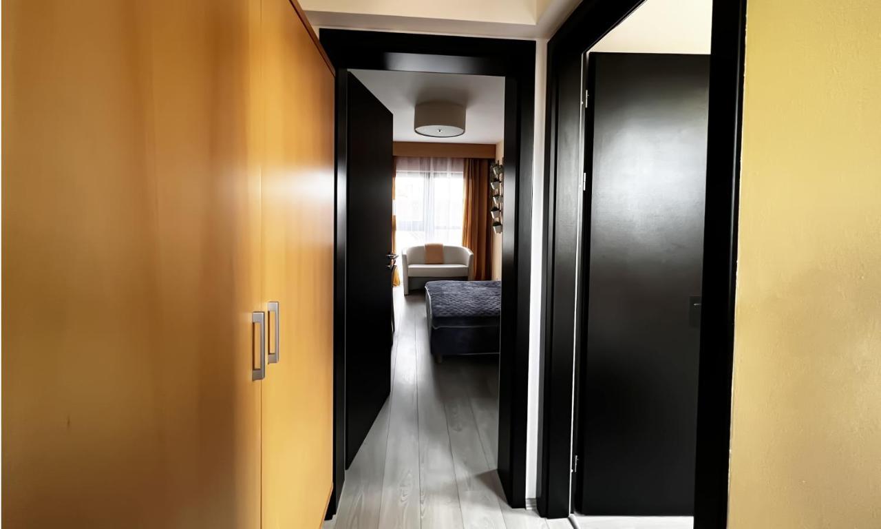 Hotel Zabcice Екстер'єр фото