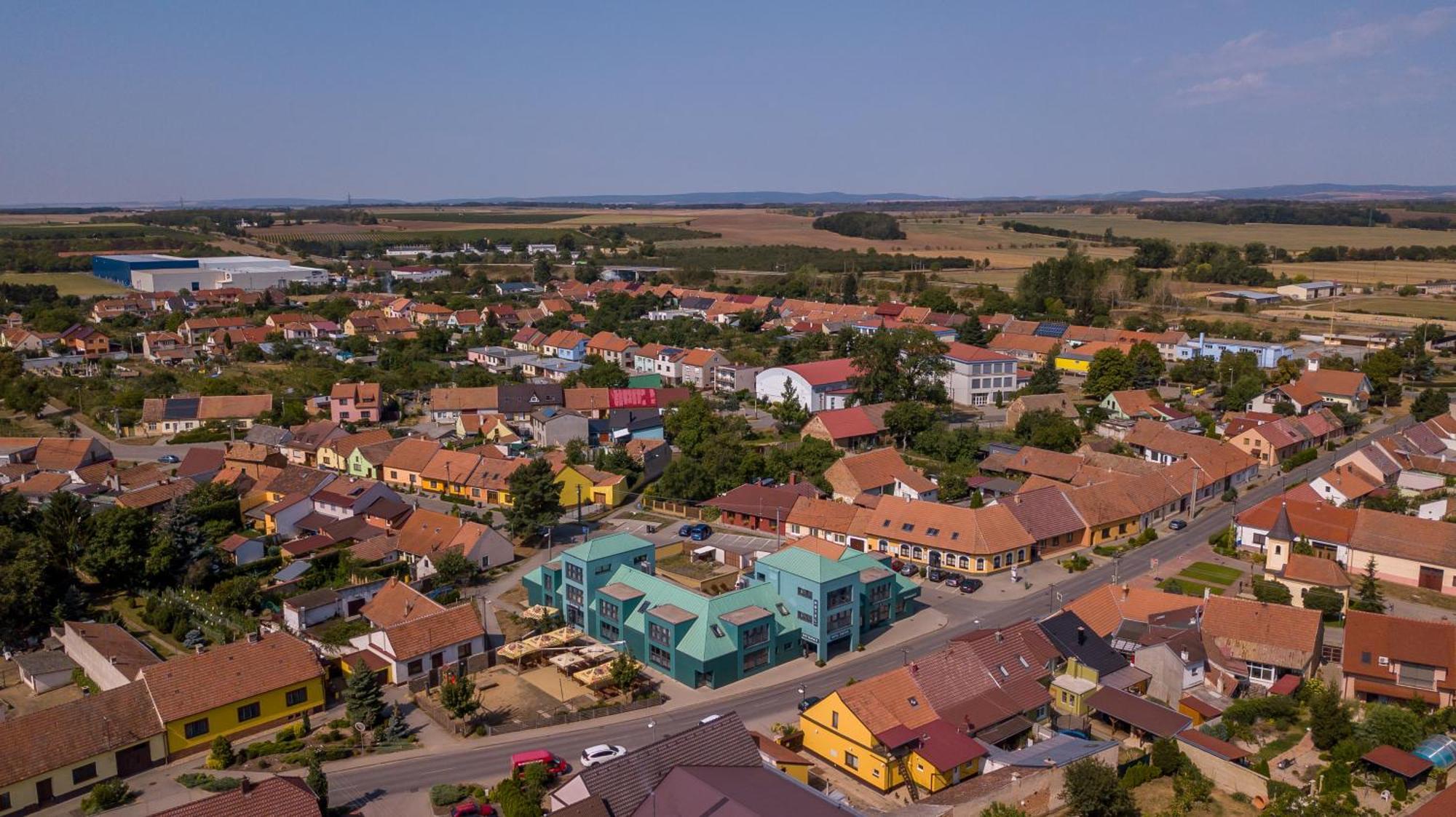 Hotel Zabcice Екстер'єр фото